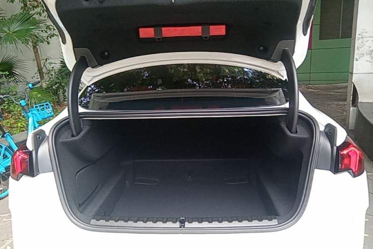 Used BMW 2 Series 2025 225L M Sport Night Edition Package Trunk