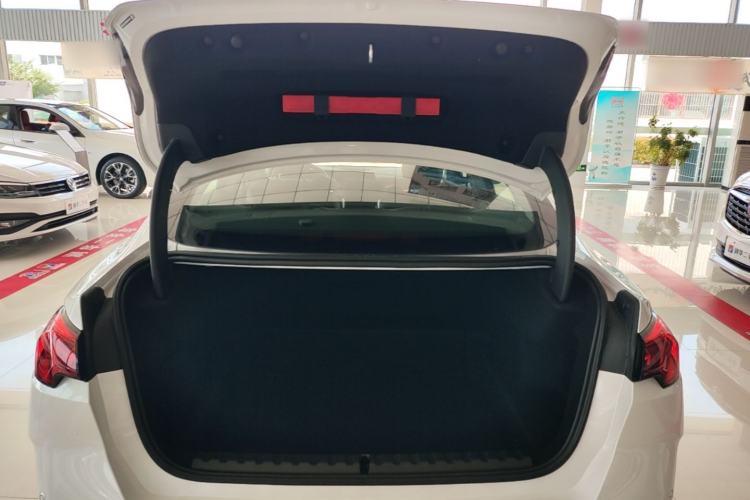 Used BMW 2 Series 2025 225L M Sport Package Trunk