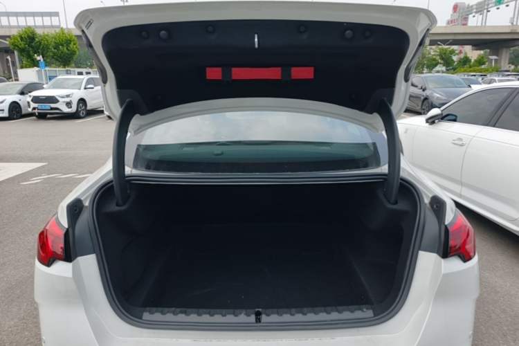 Used BMW 2 Series 2025 225L M Sport Package Trunk