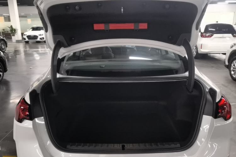 Used BMW 2 Series 2025 225L M Sport Package Trunk