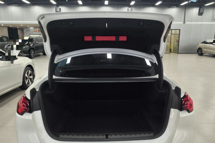 Used BMW 2 Series 2025 225L M Sport Night Edition Package Trunk