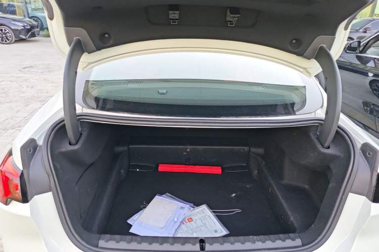 Used BMW 2 Series 2025 225L M Sport Package Trunk
