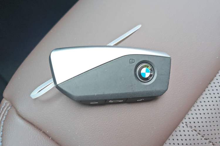 Used BMW 2 Series 2025 225L M Sport Package Vehicle Key