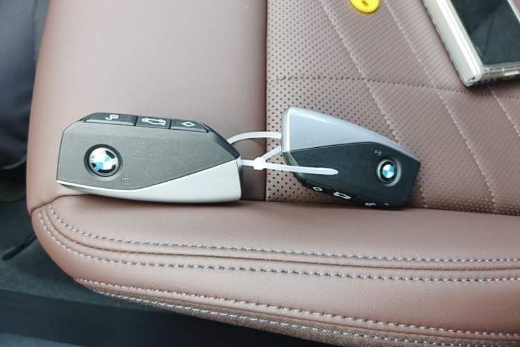 Used BMW 2 Series 2025 225L M Sport Package Vehicle Key
