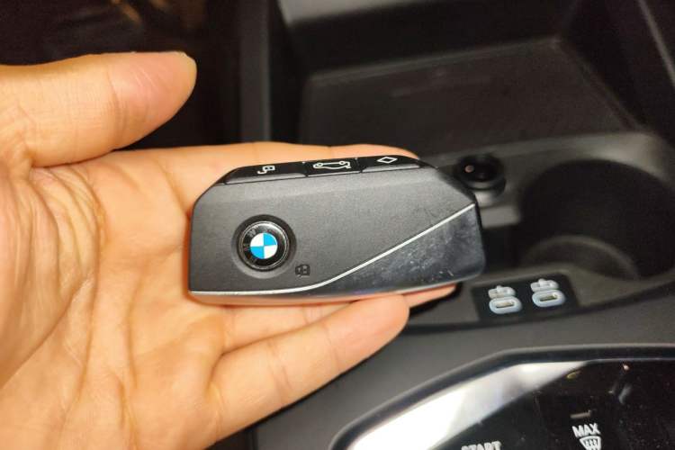 Used BMW 2 Series 2025 225L M Sport Night Edition Package Vehicle Key