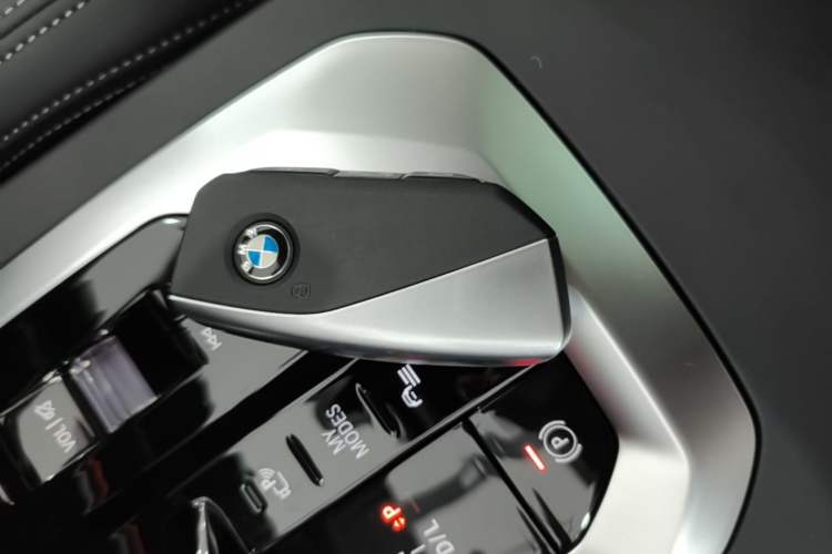 Used BMW 2 Series 2025 225L M Sport Night Edition Package Vehicle Key