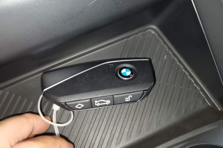 Used BMW 2 Series 2025 225L M Sport Night Edition Package Vehicle Key
