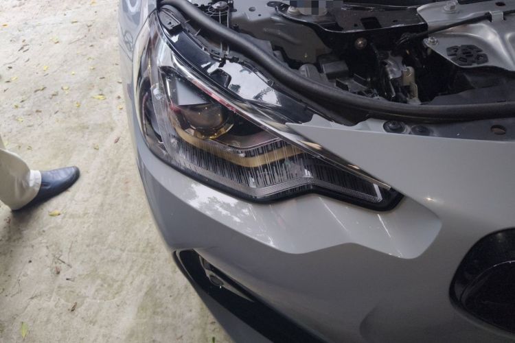 Used BMW 2 Series  Right Front Headlight