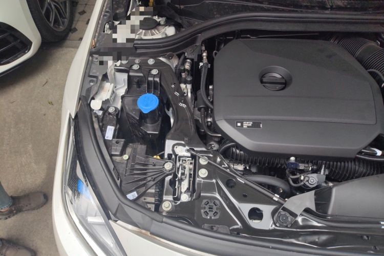 Used BMW 2 Series 2026 225L M Sport Package Engine Bay Right