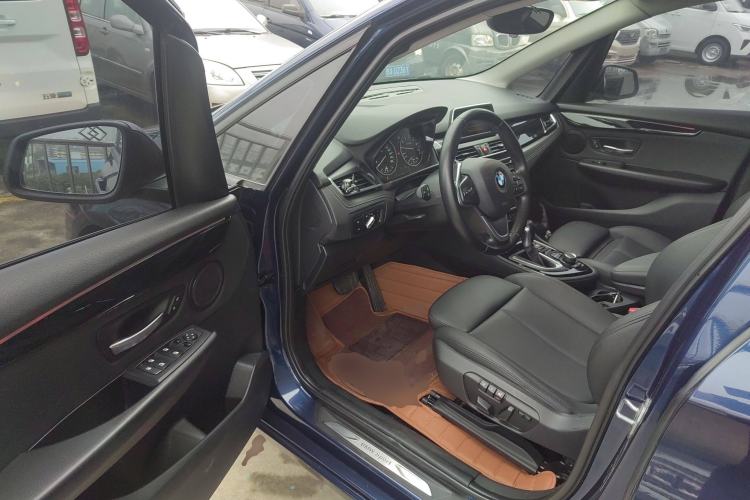 Used BMW 2 Series Active Tourer 2015 218i Sports Design Package Driver Seat