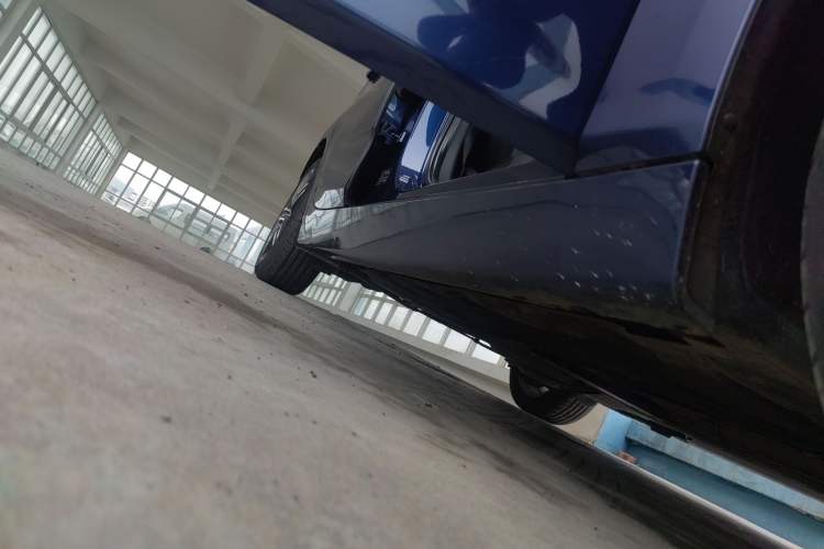 Used BMW 2 Series Active Tourer 2015 218i Sports Design Package Right Side Sill