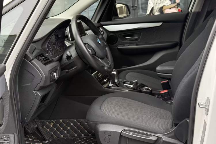 Used BMW 2 Series Active Tourer 2016 218i Leading Model Interior 9