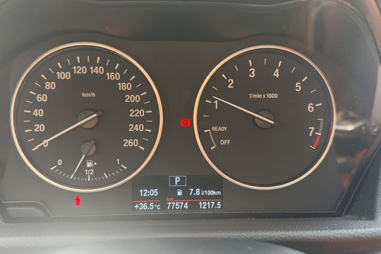 Used BMW 2 Series Active Tourer 2015 218i Leading Model Odometer Close Up