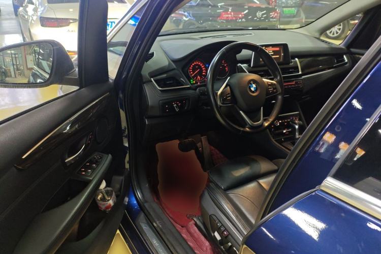 Used BMW 2 Series Active Tourer 2014 220i Luxury Design Package Driver Seat