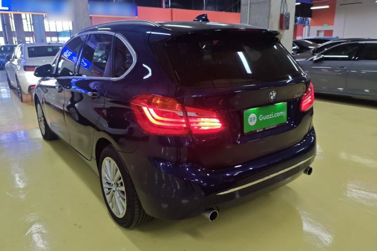 Used BMW 2 Series Active Tourer 2014 220i Luxury Design Package Exterior 2