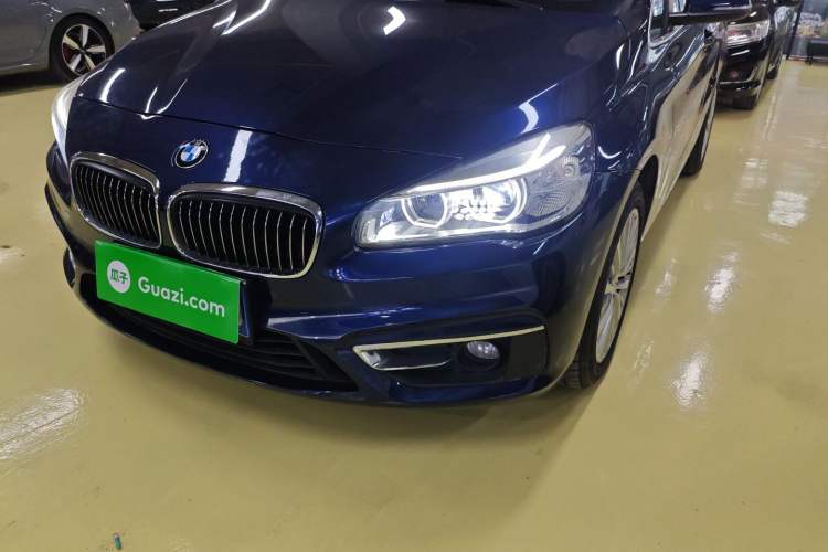 Used BMW 2 Series Active Tourer 2014 220i Luxury Design Package Left Front Headlight