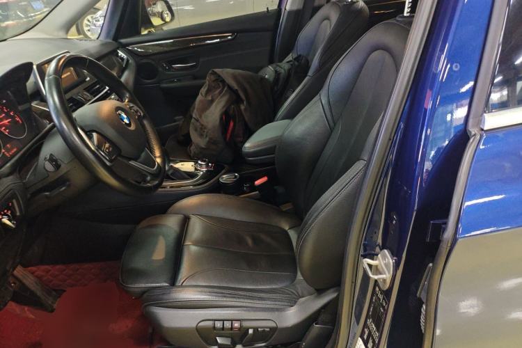 Used BMW 2 Series Active Tourer 2014 220i Luxury Design Package Left Front Seat