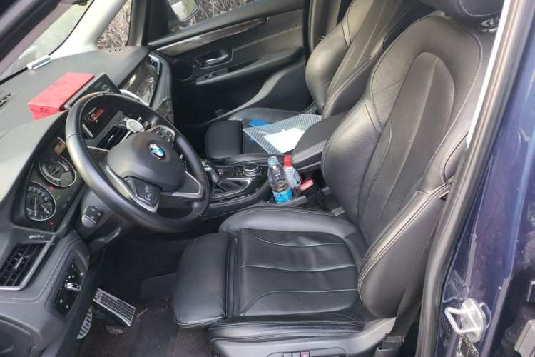 Used BMW 2 Series Active Tourer 2014 220i Luxury Design Package Left Front Seat