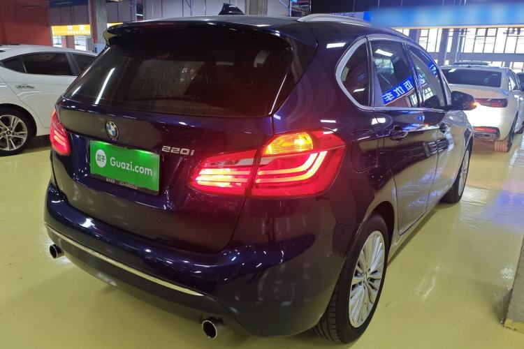 Used BMW 2 Series Active Tourer 2014 220i Luxury Design Package Rear Right 45 Deg