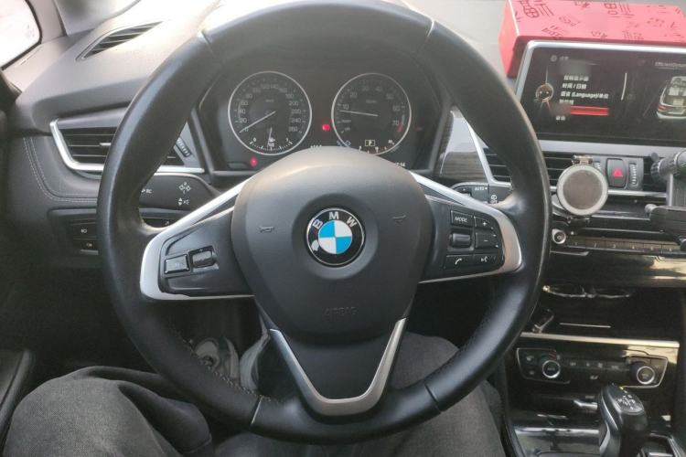 Used BMW 2 Series Active Tourer 2014 220i Luxury Design Package Steering Wheel