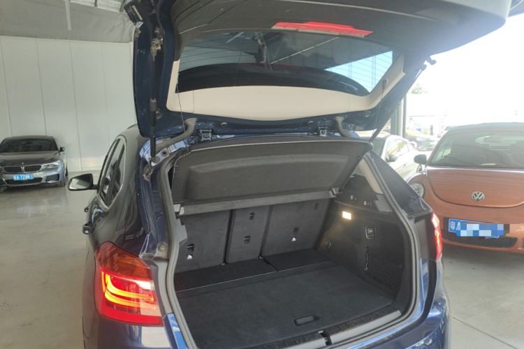 Used BMW 2 Series Active Tourer 2014 220i Luxury Design Package Trunk