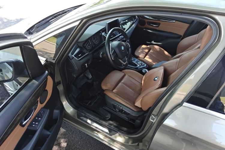 Used BMW 2 Series Active Tourer 2014 220i Luxury Design Package Driver Seat