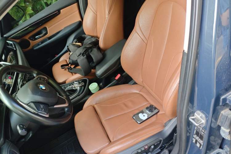 Used BMW 2 Series Active Tourer 2014 220i Luxury Design Package Left Front Seat