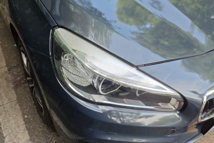 Used BMW 2 Series Active Tourer 2014 220i Luxury Design Package Right Front Headlight