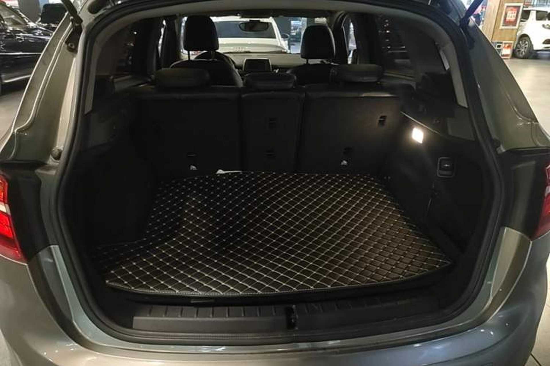 Used BMW 2 Series Active Tourer 2014 220i Luxury Design Package Trunk