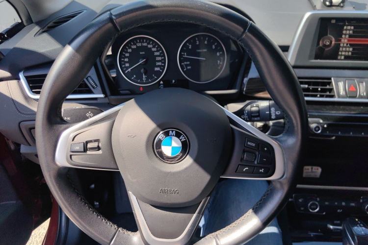 Used BMW 2 Series Active Tourer 2014 220i Luxury Design Package Steering Wheel
