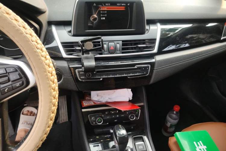 Used BMW 2 Series Active Tourer 2014 220i Luxury Design Package Audio And AC Panel