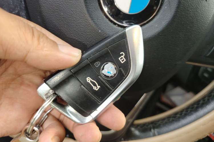 Used BMW 2 Series Active Tourer 2014 220i Luxury Design Package Vehicle Key