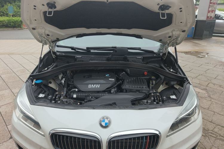 Used BMW 2 Series Active Tourer 2014 220i Luxury Design Package Engine Bay