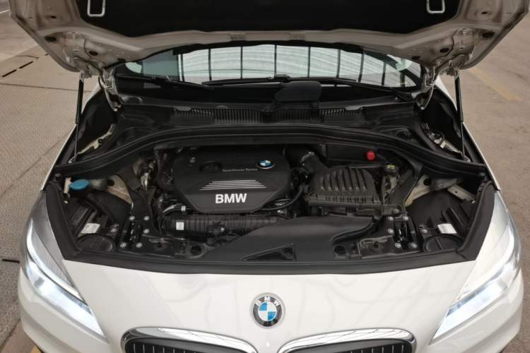 Used BMW 2 Series Active Tourer 2014 220i Luxury Design Package Engine Bay