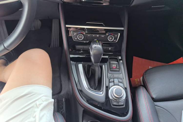 Used BMW 2 Series Active Tourer 2014 220i Luxury Design Package Gear Lever