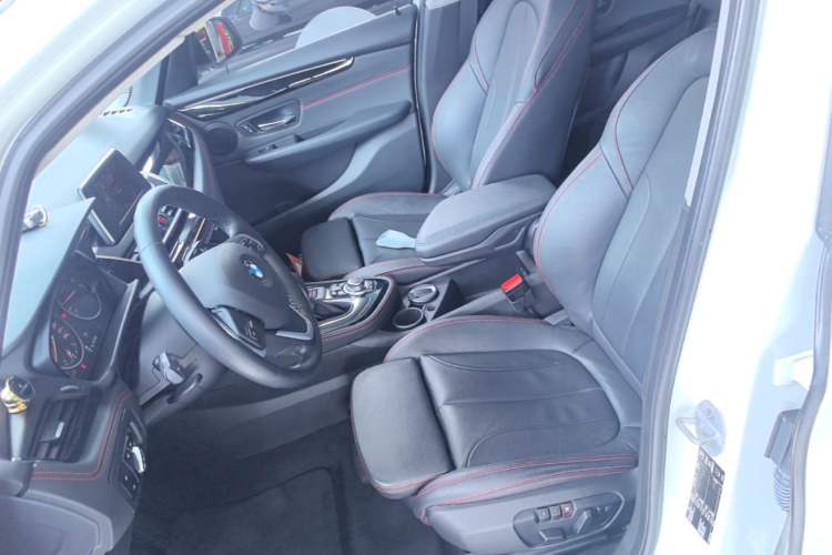 Used BMW 2 Series Active Tourer 2014 220i Luxury Design Package Left Front Seat