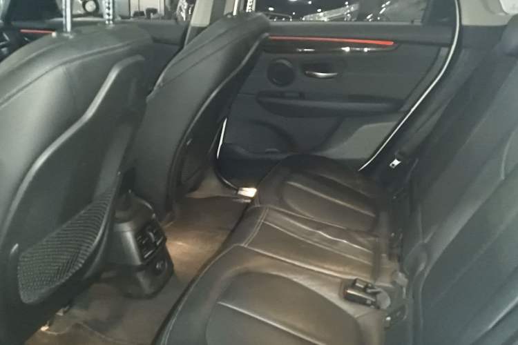 Used BMW 2 Series Active Tourer 2014 220i Luxury Design Package Left Rear Seat