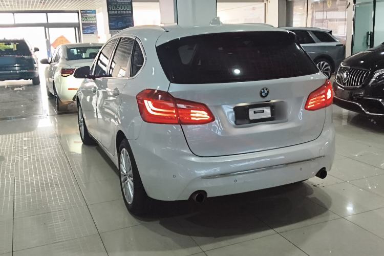 Used BMW 2 Series Active Tourer 2014 220i Luxury Design Package Rear Left 45 Deg