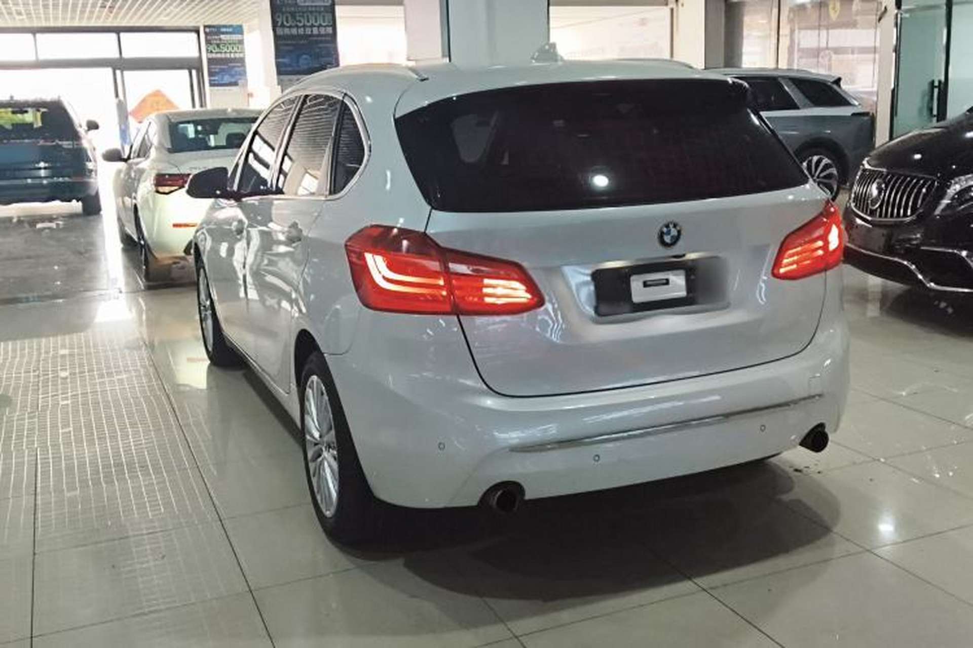 Used BMW 2 Series Active Tourer 2014 220i Luxury Design Package Rear Left 45 Deg