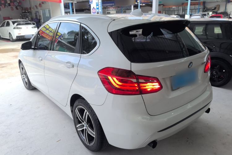 Used BMW 2 Series Active Tourer 2014 220i Luxury Design Package Rear Left 45 Deg