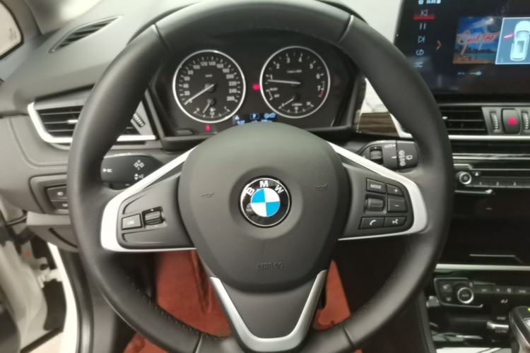 Used BMW 2 Series Active Tourer 2014 220i Luxury Design Package Steering Wheel