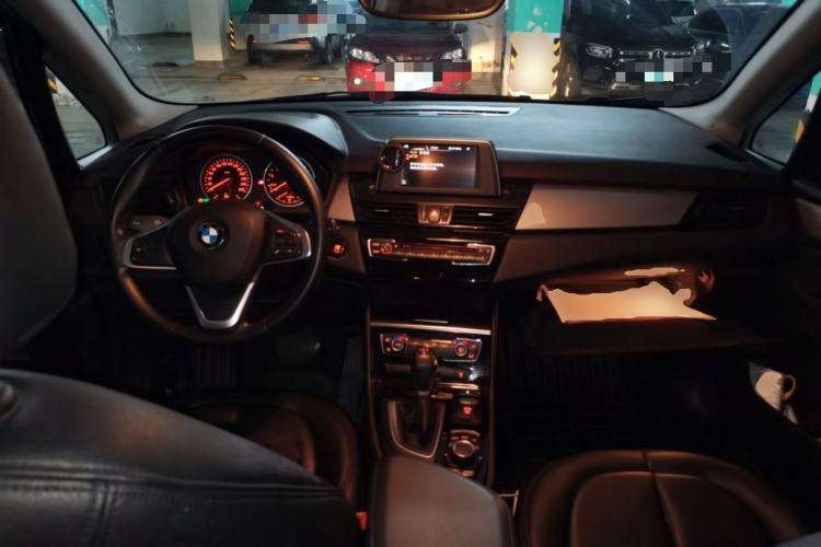 Used BMW 2 Series Active Tourer 2015 218i Leading Model Center Console