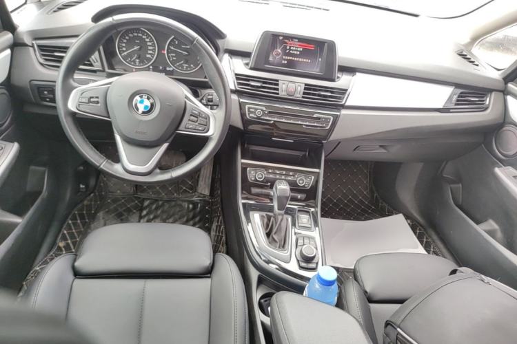Used BMW 2 Series Active Tourer 2015 218i Leading Model Center Console