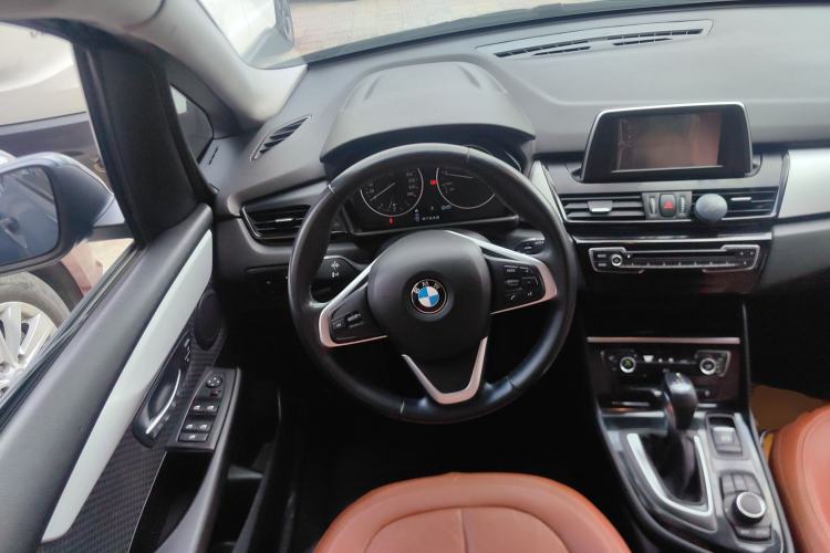 Used BMW 2 Series Active Tourer 2015 218i Leading Model Center Console