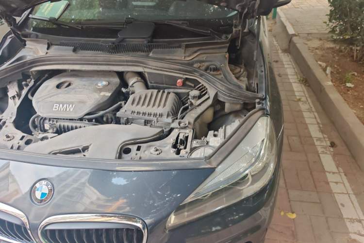 Used BMW 2 Series Active Tourer 2015 218i Sports Design Package Engine Bay Left