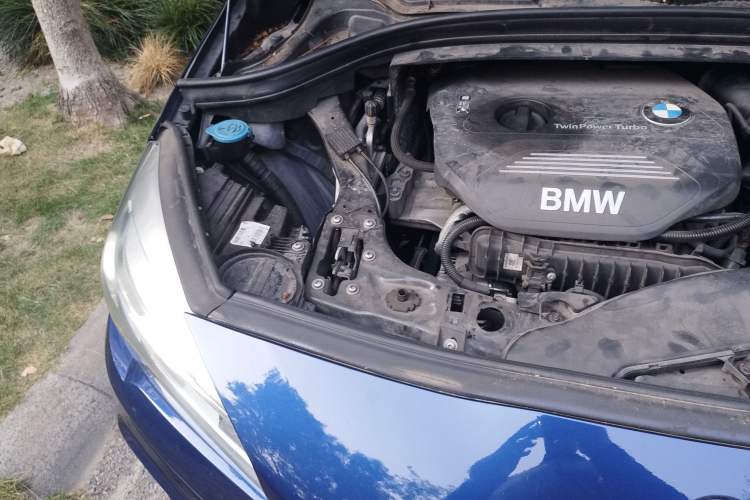 Used BMW 2 Series Active Tourer 2015 218i Sports Design Package Engine Bay Right