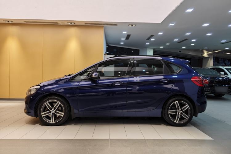 Used BMW 2 Series Active Tourer 2015 218i Sports Design Package Exterior 11