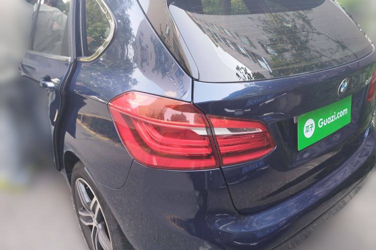 Used BMW 2 Series Active Tourer 2015 218i Sports Design Package Exterior 3