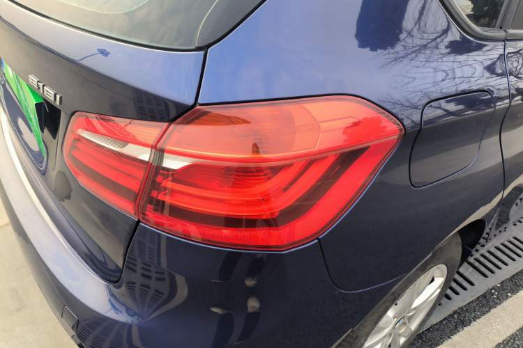 Used BMW 2 Series Active Tourer 2015 218i Leading Model Exterior 6