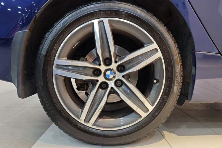 Used BMW 2 Series Active Tourer 2015 218i Sports Design Package Exterior 6